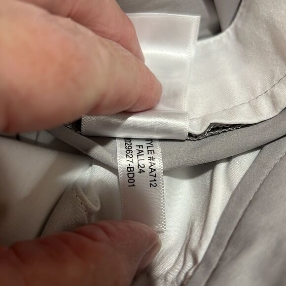 J. Crew Factory AA712 Slim-fit tech chino pant in Scarborough Grey NWT - Picture 11 of 11